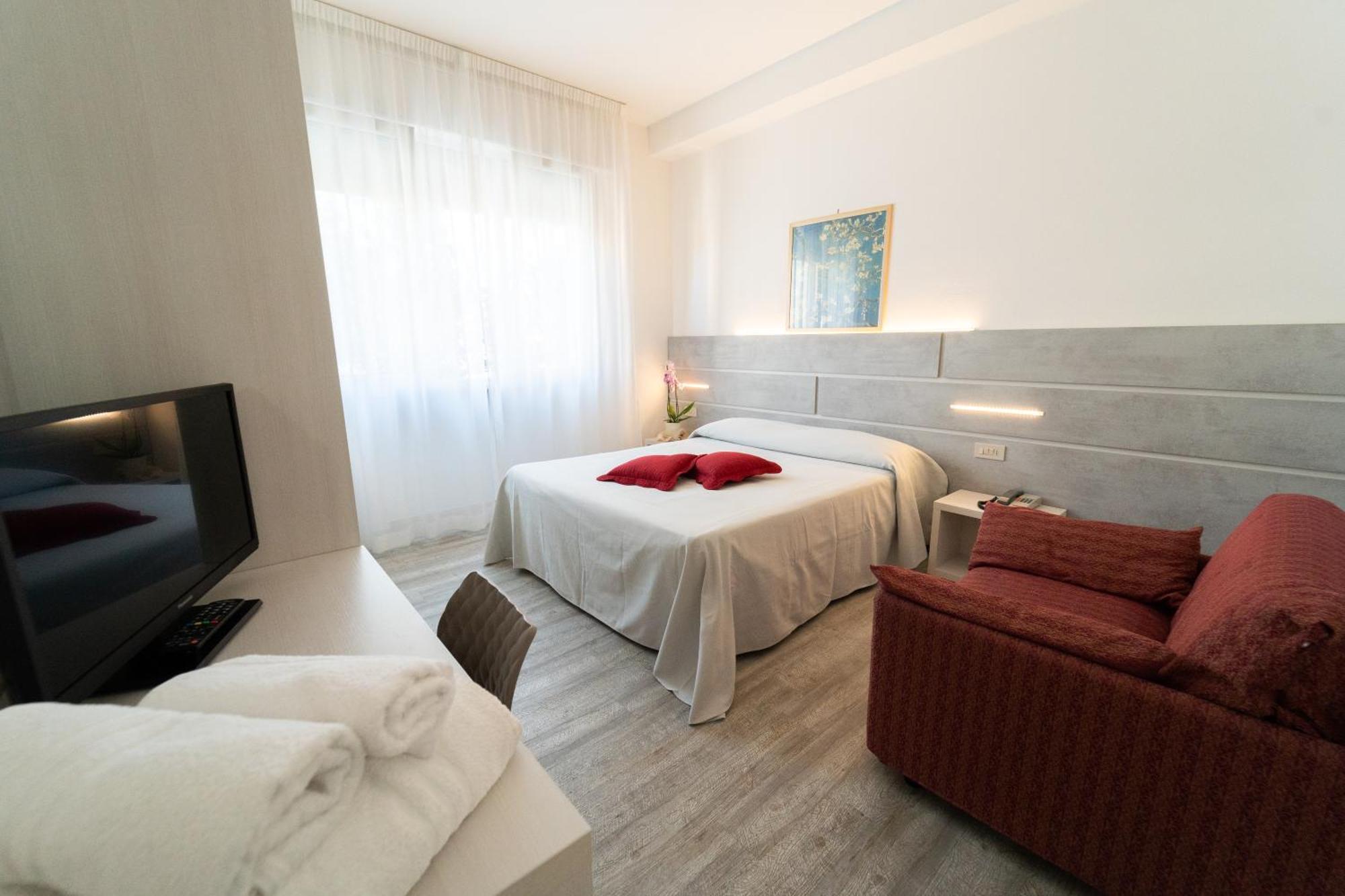Hotel Dafne Punta Marina Chambre photo