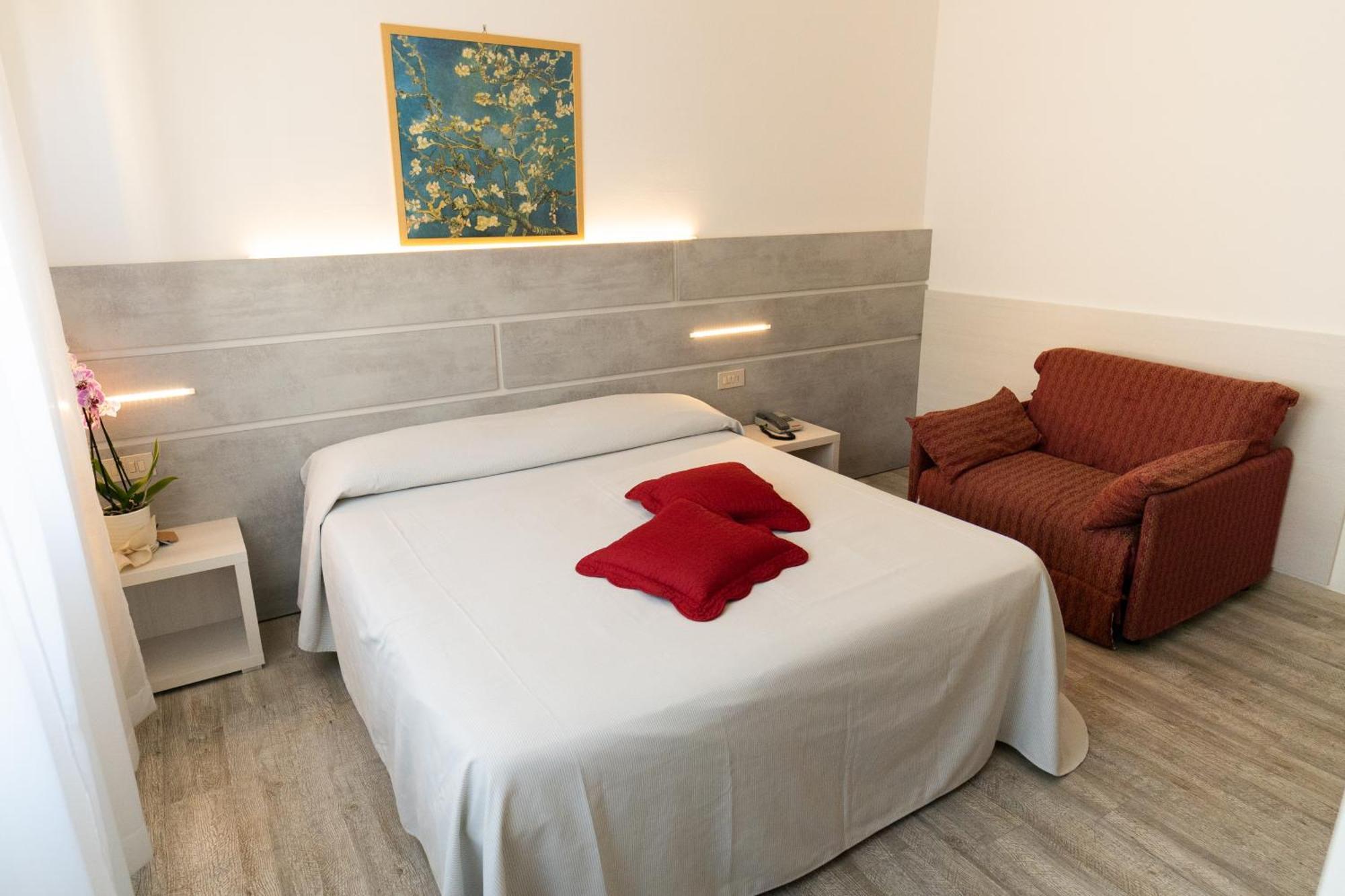 Hotel Dafne Punta Marina Chambre photo